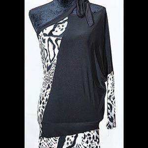 3/$24 Cafian USA tunic animal print one shoulder S